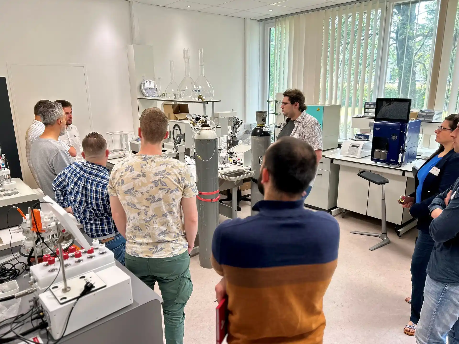 Formation en laboratoire et démonstration d’équipements