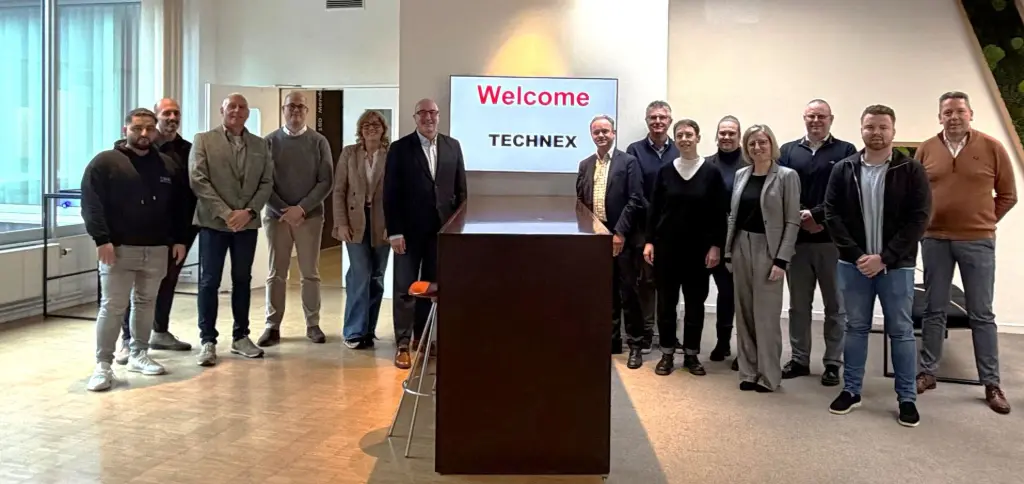 Technex team at Analis Headquarter Technex team at Analis Headquarter