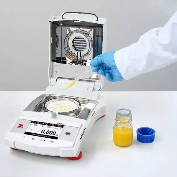 Thermogravimetric moisture analysis (OHAUS moisture analyzers) Thermogravimetric moisture analysis (OHAUS moisture analyzers)