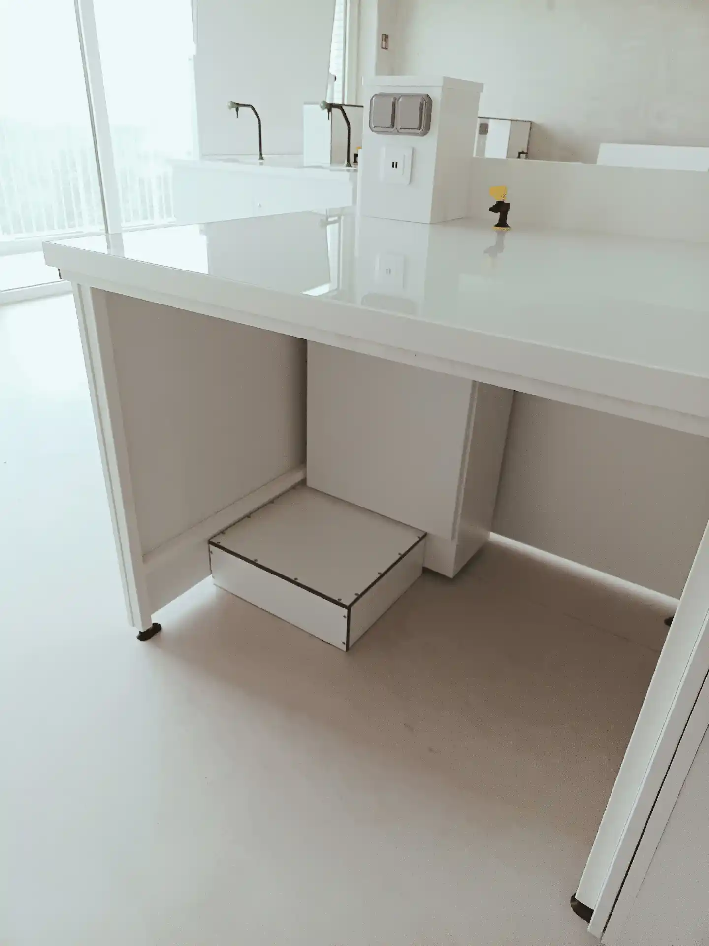 Successful Lab furniture project for CERIA