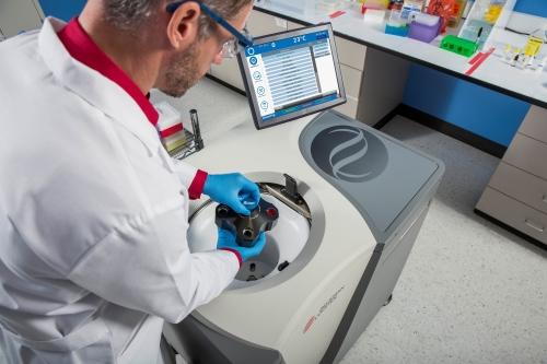 Optima AUC Scientist Loading Rotor Analytical Ultracentrifuge