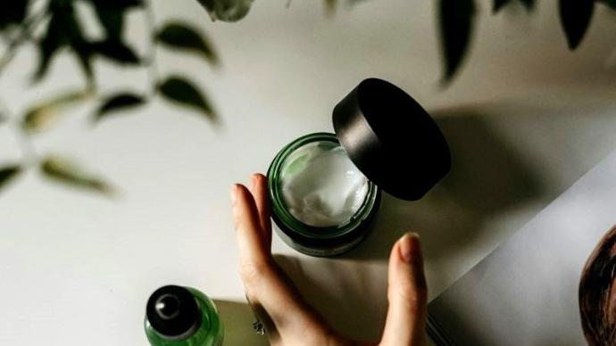 Cosmetic Industry - Photo by Toa Heftiba on Unsplash VELP Applications Cosmetic Industry