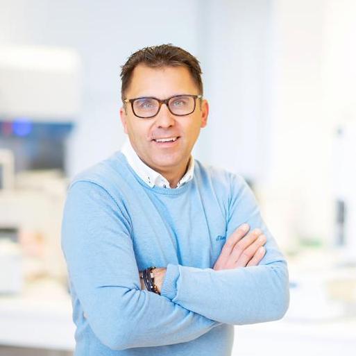 Sergio Di Leonardo Sergio Di Leonardo